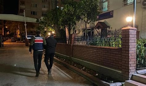 İ­z­m­i­r­ ­m­e­r­k­e­z­l­i­ ­F­E­T­Ö­ ­o­p­e­r­a­s­y­o­n­u­:­ ­1­2­ ­g­ö­z­a­l­t­ı­